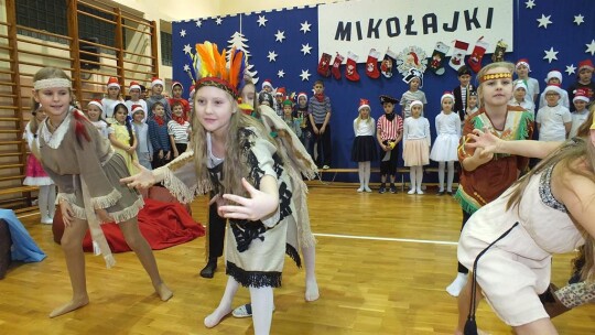 Mikołajkowe występy w Szkole Podstawowej nr 3