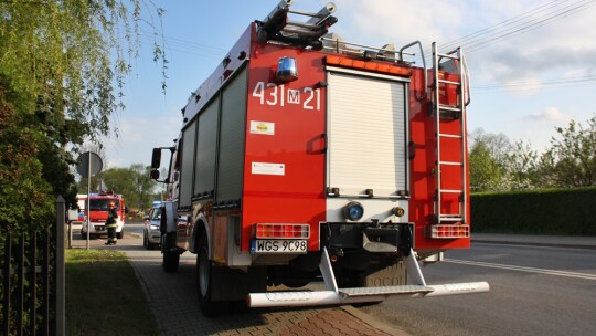 Mercedes wjechał do ogródka na Zamkowej