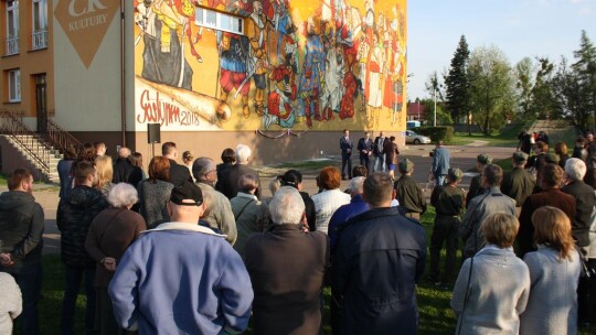 Pierwszy w Polsce mural "Hołd ruski"