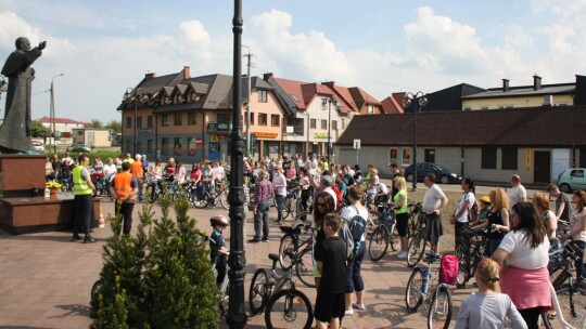 Rajd rodzinny pojechał do miejsc pamięci