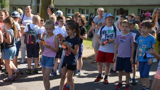 Festiwal Kolorów na Dzień Dziecka  w SP 1