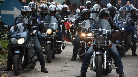 Motocykliści od Kaczora pomagali swojemu koledze