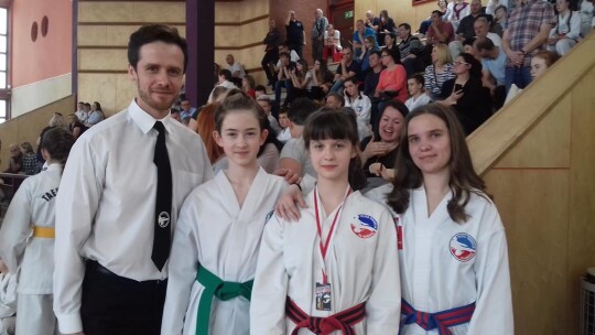 Gostyninianie z medalami Mistrzostw Polski w Taekwon-do