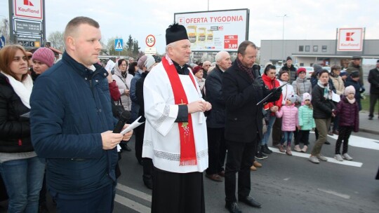 Cześć Ci oddajemy Panie Jezu Chryste