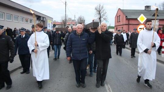 Cześć Ci oddajemy Panie Jezu Chryste