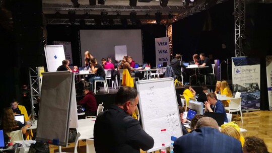 Gostyninianie wyróżnieni w Maratonie Programowania „Hackathon City Coders”