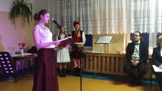 Muzyczny wieczór w Szkole Podstawowej w Sierakówku