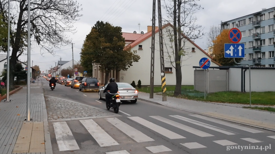 Przepraszają za utrudnienia, bo... mają rząd do obalenia. Demonstracja zmotoryzowanych