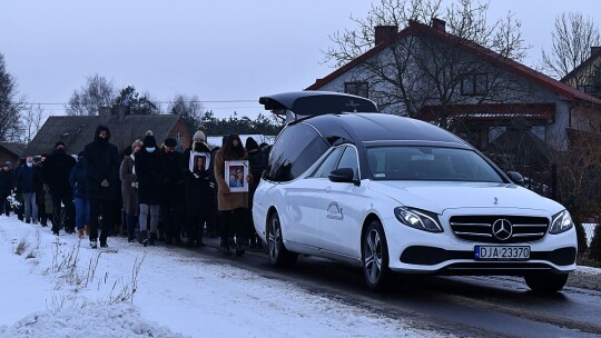 Pogrzeb matki i dziecka w Kłotnie