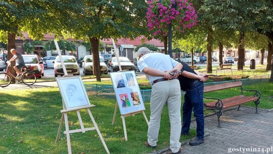 Wystawa malarstwa księdza z dalekiej Kalifornii