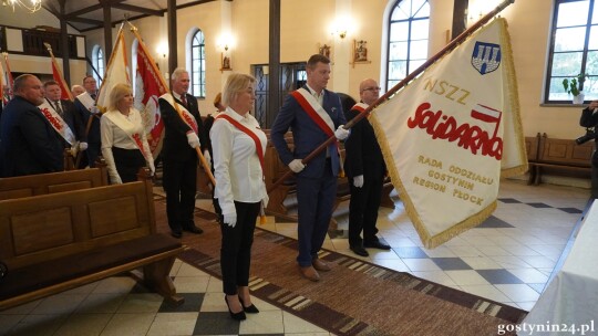 Sztandar "Solidarności" poświęcony [audio]