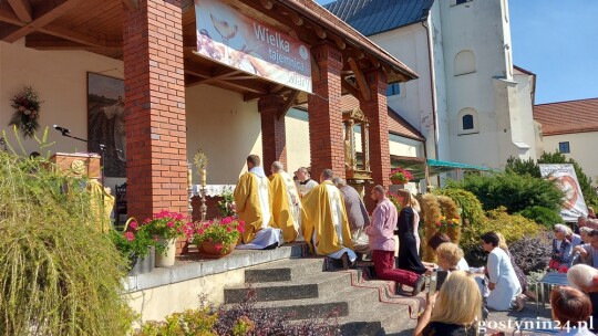 Abp Marek Jędraszewski: Gromadzimy się w Jej święto narodzenia rozważając Jej macierzyństwo i ucząc się od Niej miłości