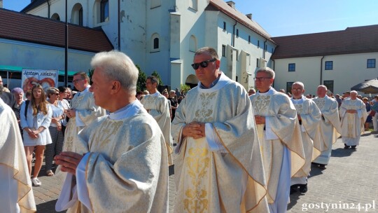 Abp Marek Jędraszewski: Gromadzimy się w Jej święto narodzenia rozważając Jej macierzyństwo i ucząc się od Niej miłości