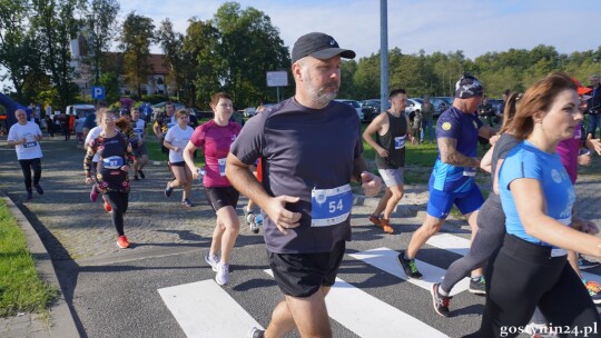 Adrian Przybyła z Iławy wygrywa „Gostynińską piątkę”