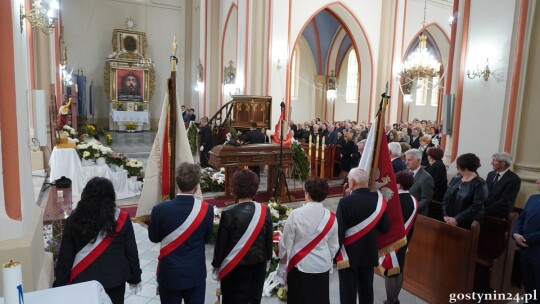 W Białotarsku odbył się pogrzeb Stanisława Durmy, wieloletniego prezesa ZNP w Gostyninie