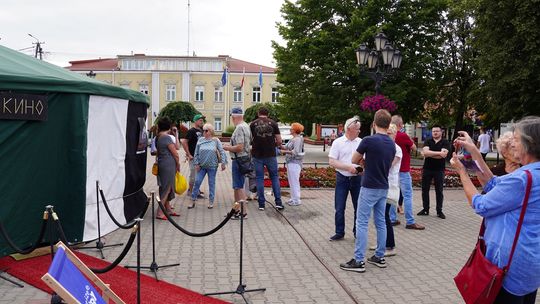 Objazdowe Nieme Kino odwiedziło Gostynin