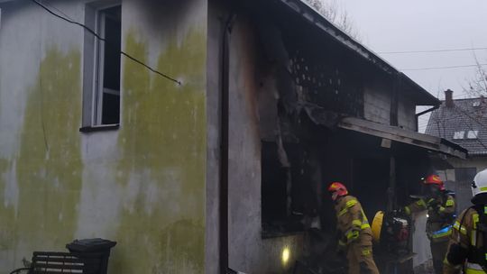 Dwie osoby zginęły w pożarze domu w Gołębiewie Starym