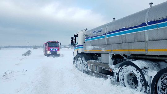 Cenne i drogie leki dotarły na czas dzięki strażakom