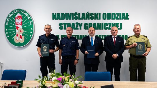 Kolejne szkoły dołączają do programu szkolenia w oddziałach o profilu mundurowym