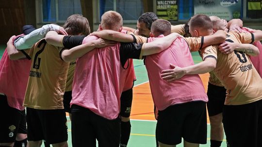 Zainaugurowano II Ligę Futsalu. Na początek porażka naszych piłkarzy